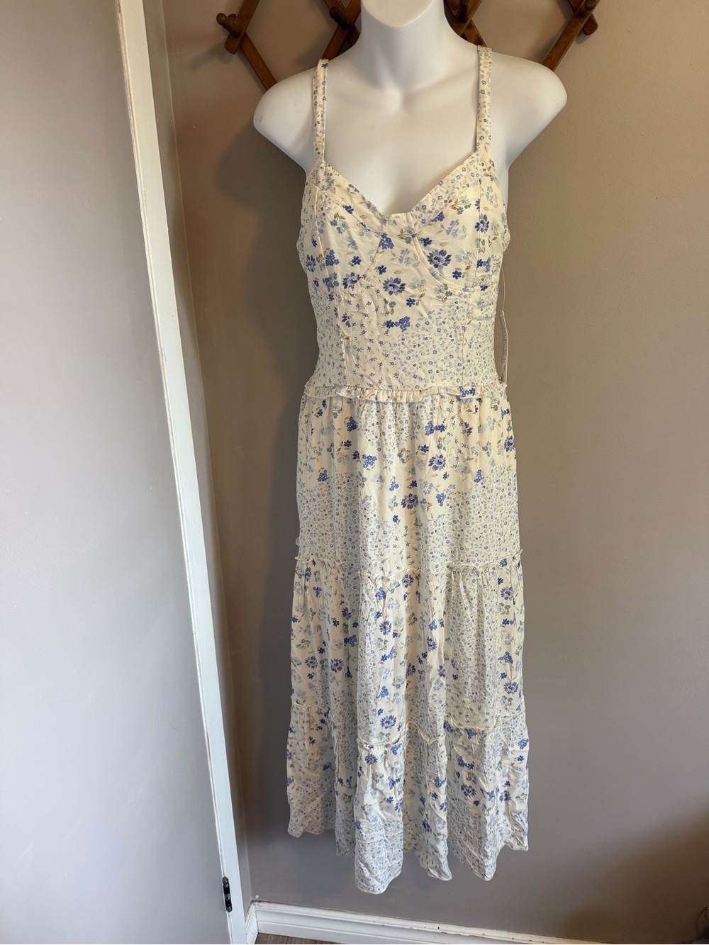 NWT Kirious Los Angeles Blue Floral Bustier Tiered Sundress M